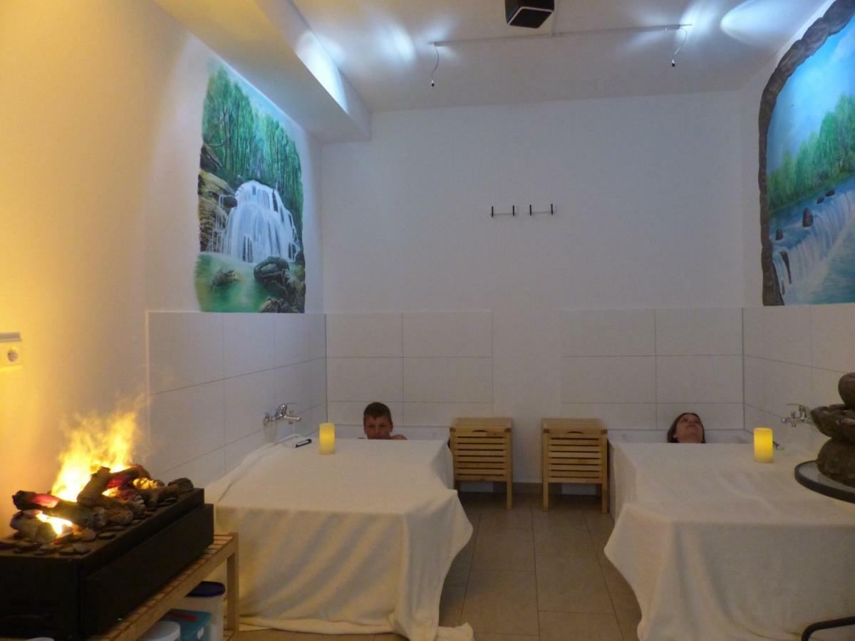 Wellness Pension Salzgrotte Sondernau Extérieur photo